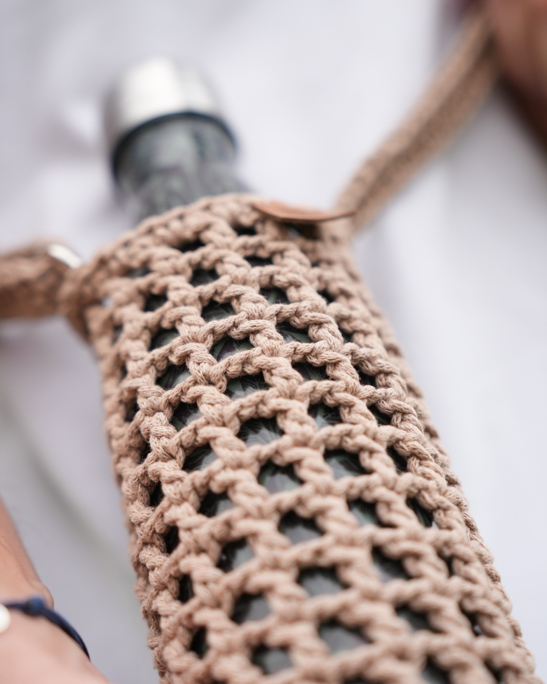 Naïda I Handgehäkelter Wasserflaschenhalter